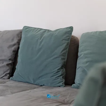 Apartment Mica